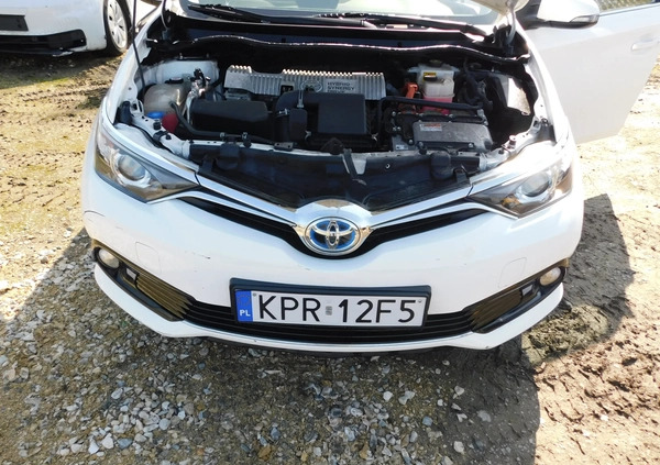 Toyota Auris cena 46125 przebieg: 49000, rok produkcji 2018 z Zbąszyń małe 137